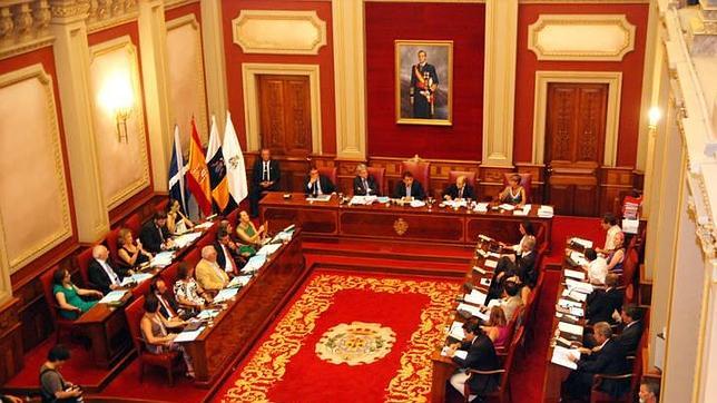 Siete ayuntamientos no rinden datos sobre el control del déficit