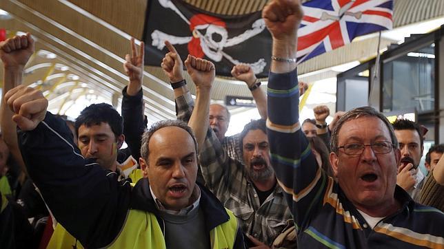 El mediador en el conflicto de Iberia propone 3.141 despidos frente a los 3.807 planteados