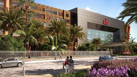 RIU sobre el hotel Oasis Maspalomas: «Solo cabe optar por la demolición»