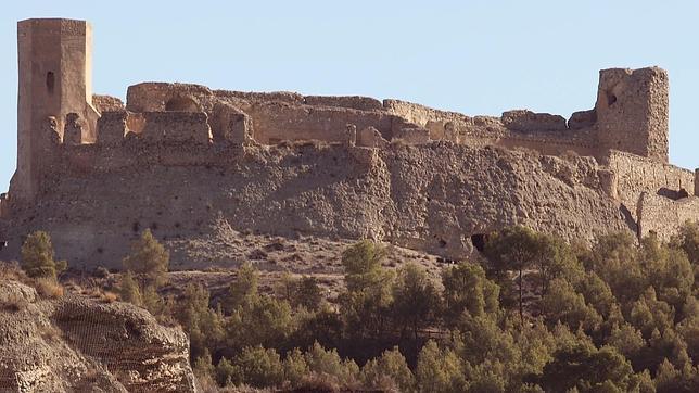 El PSOE pide al Gobierno aragonés que presione en Madrid para restaurar el Castillo de Calatayud