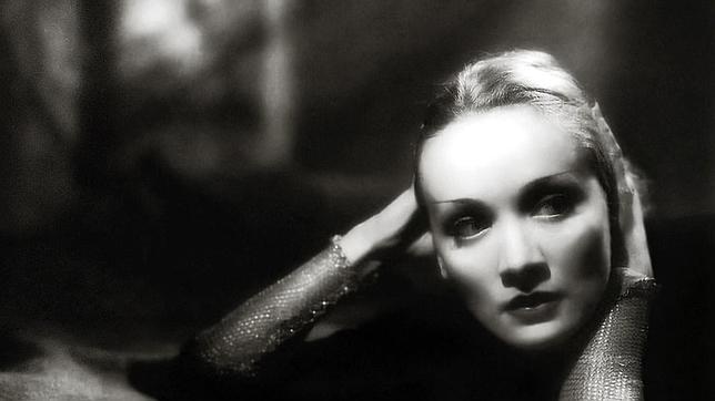 Marlene Dietrich: el ángel azul le cantó a Dylan