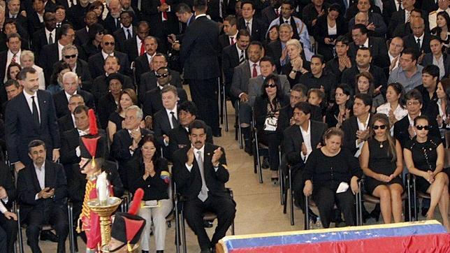 Maduro, entre lágrimas: «Comandante, no pudieron contigo, no podrán con nosotros jamás»