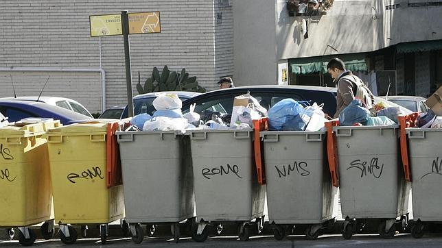 Más de cien vecinos, multados en 2012 por reciclar mal la basura
