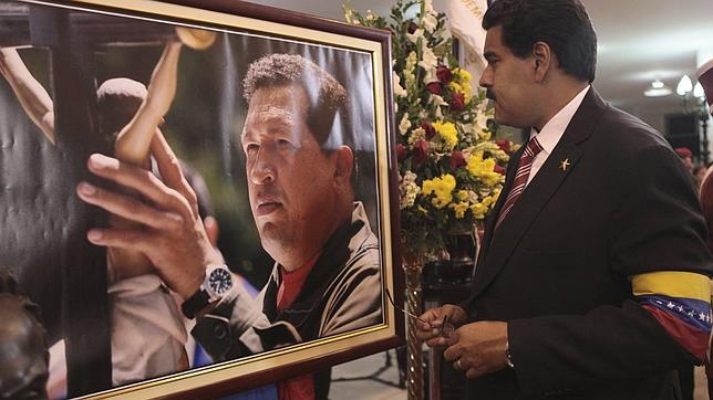 Maduro, seguro de su victoria electoral, prevé viajar a China tras los comicios