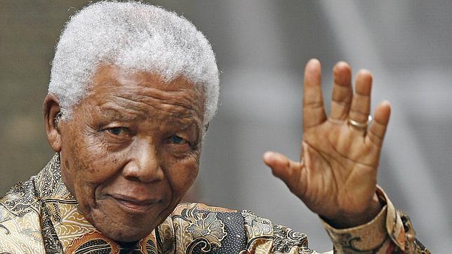 Mandela vuelve al hospital para una inspección rutinaria