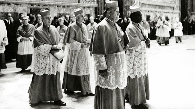 Curiosidades y entresijos de los últimos cinco cónclaves para la elección del Papa