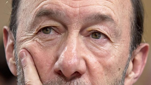Rubalcaba justifica los pagos para la vivienda de Blanco como cargos «contemplados por la ley»