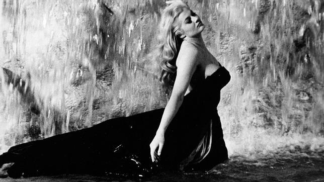 Anita Ekberg, en la fontana de Trevi