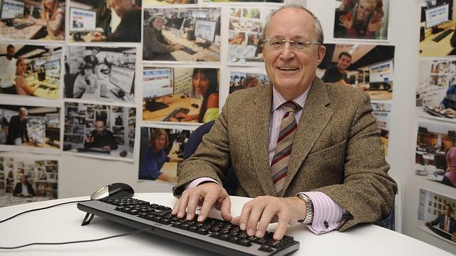 Fernando García de Cortázar: «El nacionalismo catalán se aprovecha de la crisis»