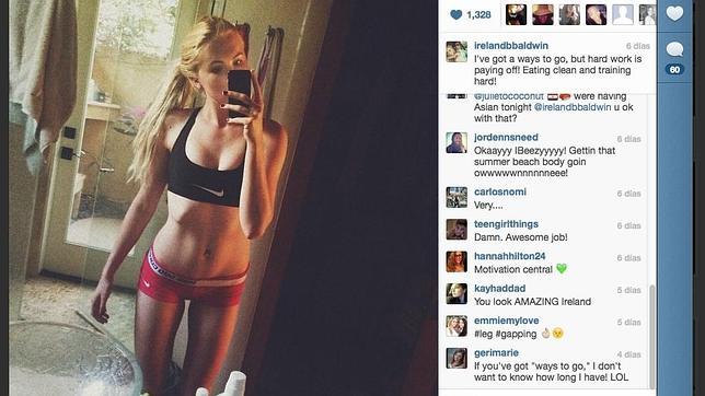 La hija de Kim Basinger firma como modelo