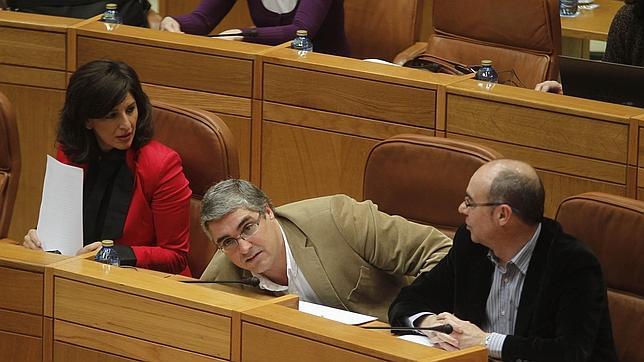 Aymerich deja su escaño tras desmarcarse de las tesis del BNG