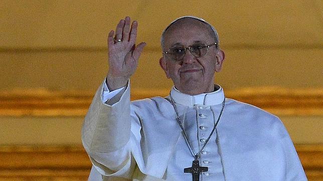 Francisco I: Graduado en química, austero y opositor al matrimonio homosexual