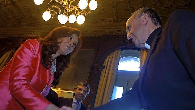 Cristina Fernández de Kirchner confirma su asistencia a la misa de entronización del Papa Francisco