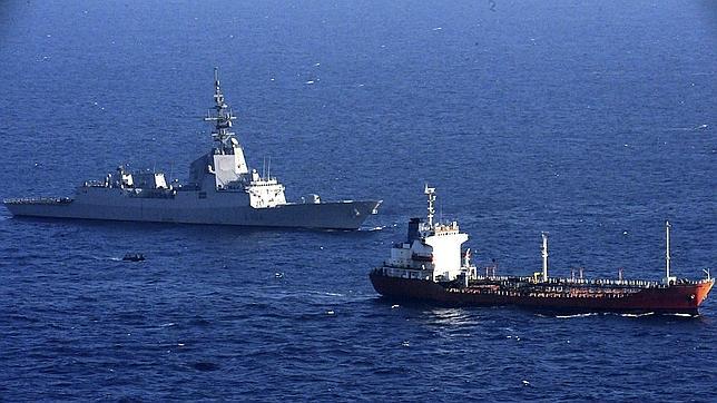 Más de treinta marinos murieron a manos de piratas en el Indico durante 2011