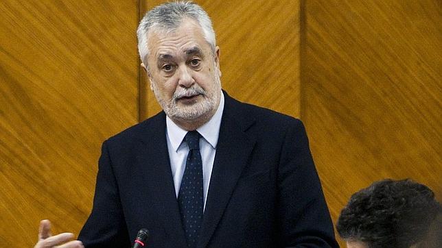 Griñán exige «una dirección con fuerza y capacidad política» en el PSOE