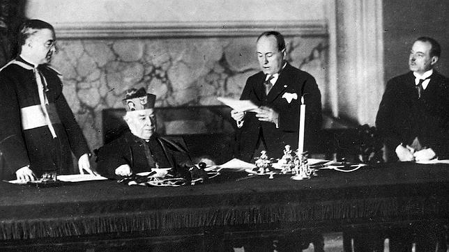 El Vaticano, un estado independiente con símbolos propios