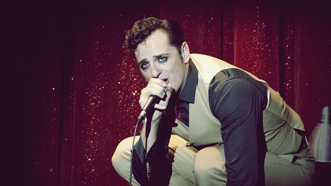 Asier Etxeandía: «Al cantar me libero de mí, es lo que me hace desaparecer»