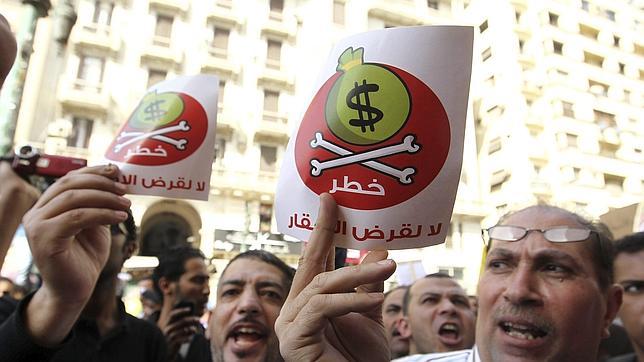 Exaltos cargos egipcios devuelven ocho millones de euros recibidos en regalos