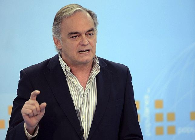 González Pons: «España estaría como Portugal si gobernara el PSOE»