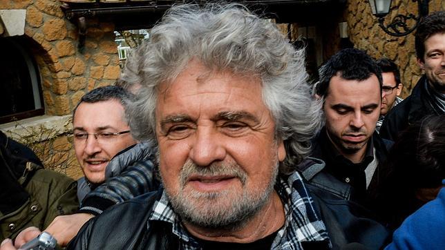 Grillo pierde el tiempo pese al estancamiento de la política italiana