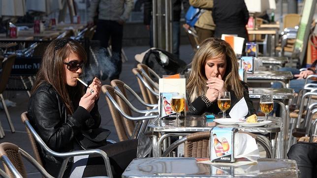 Un corto paseo diario para dejar de fumar