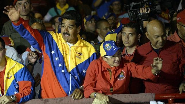 La homofobia de Maduro da ganancias a Capriles