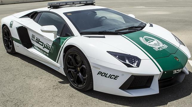 La policía de Dubai patrullará en Lamborghini Aventador