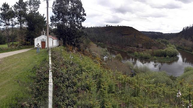 «Hemos recibido más de 5.000 currículum para la mina de Corcoesto»