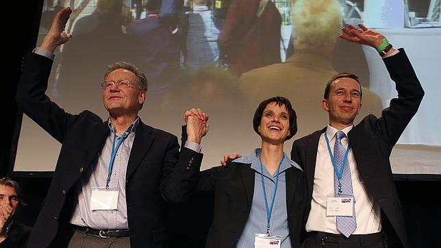 El partido antieuro de Alemania celebra su congreso fundacional