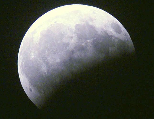 Se aproxima uno de los eclipses de Luna más breves del siglo