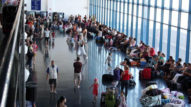 El éxodo extranjero reduce en 24.000 personas la población en la Comunidad Valenciana