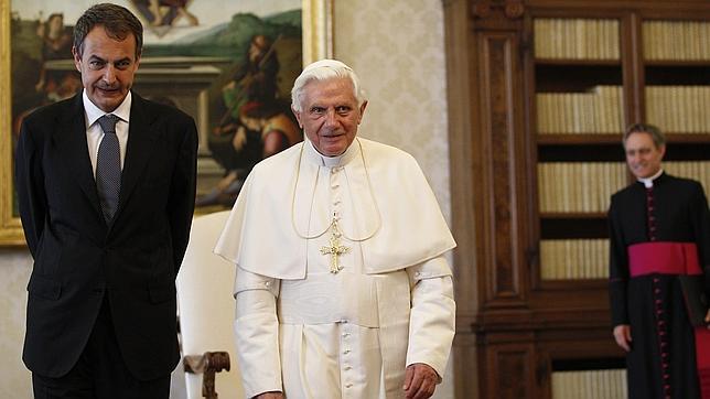 El PSOE solo cuestiona los acuerdos con la Santa Sede cuando está en la oposición
