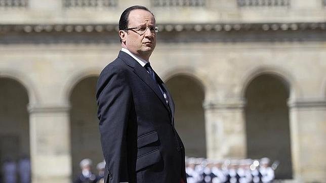 Hollande asegura que la sociedad francesa «estará orgullosa» de la ley que permite el matrimonio homosexual