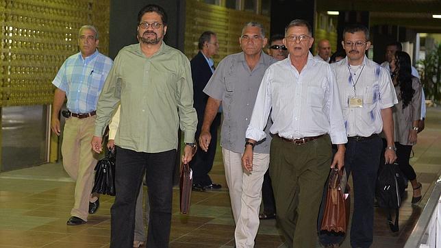 Un sector de Colombia reclama una reforma electoral para que las FARC adquiera participación política