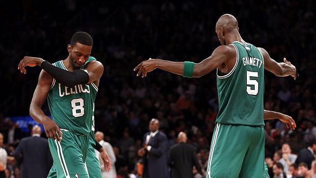 Garnett salva a los Celtics en el Madison