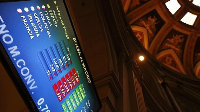 La prima de riesgo, por debajo de los 290 puntos después de la bajada de tipos