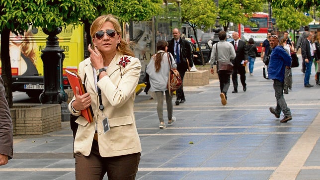 En directo: Margallo considera una «magnífica noticia» la suspensión de la citación a «una Infanta de España»