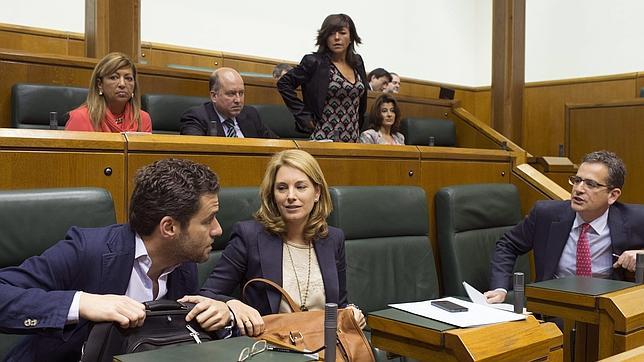 Basagoiti acusa a Urkullu de azuzar el «fantasma de Ibarretxe» con su plan soberanista