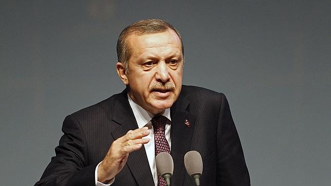 La nueva Constitución de Turquía autoriza el uso del velo para las funcionarias