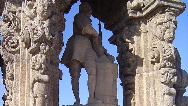 Estatua de San Isidro, en el Puente de Toledo
