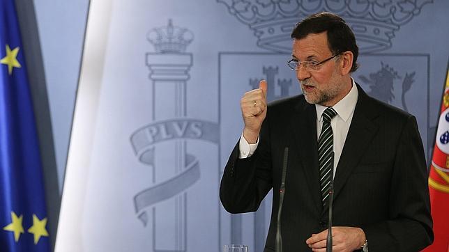 Rajoy reconoce que la ley del aborto «se está debatiendo en el seno del Gobierno»