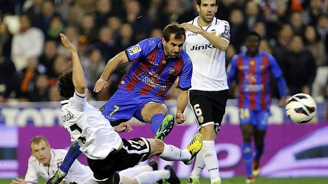 Ballesteros medita interponer una denuncia contra Barkero