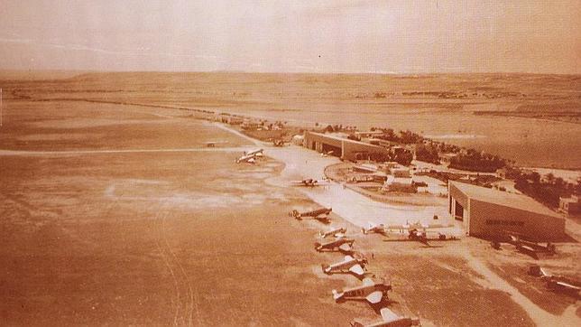 El aeropuerto de Barajas cumple 80 años de vuelos comerciales