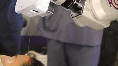 El robot que opera epilepsias incurables