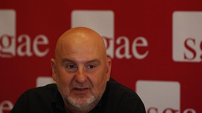 Antón Reixa: «Los creadores vivimos mejor con internet»