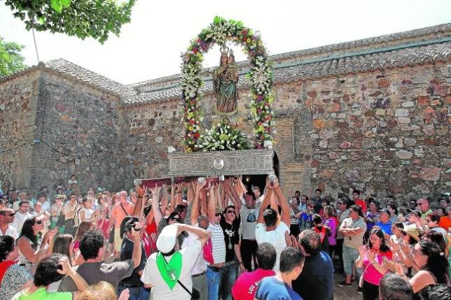 Los romeros piden «esperanza» a la Virgen de Alarcos