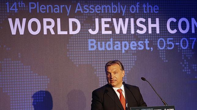 El primer ministro húngaro compara a Merkel con Hitler