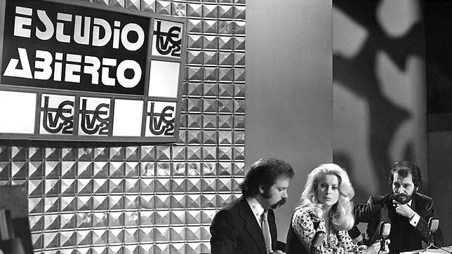 El paseo nostálgico de José María Íñigo por la historia de la televisión