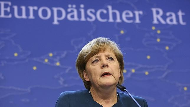 Merkel convoca a los ministros de Empleo  de la UE para buscar soluciones al paro juvenil