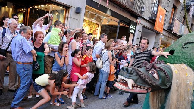 La tarasca, una atracción para los más pequeños